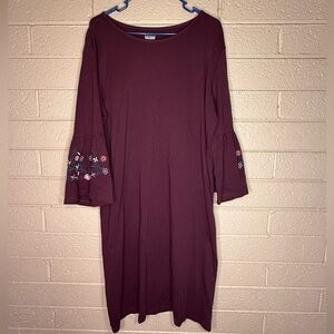 Basic Editions Maroon Dress with Floral Details